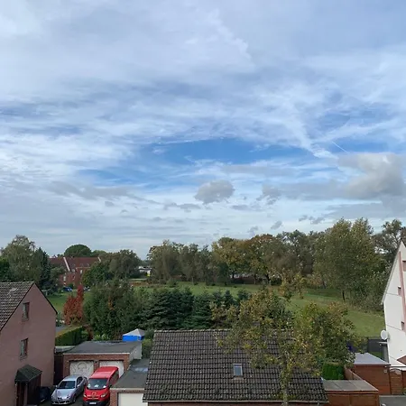 69 Mit Balkon, Einbau Kueche, Eigenes Bad, 2 Boxspring Betten, W-lan, Tv, Waschmaschine Oberhausen (North Rhine-Westphalia)