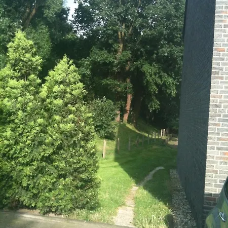 Apartmán 69 Mit Balkon, Einbau Kueche, Eigenes Bad, 2 Boxspring Betten, W-lan, Tv, Waschmaschine Oberhausen (North Rhine-Westphalia)